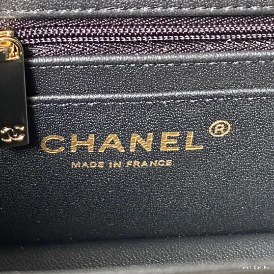 First Bag Ru MINI BOX BAG CHANEL 0821